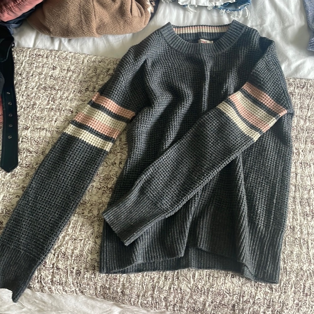 Faherty Sweater! Grey / Pink & White Stipe